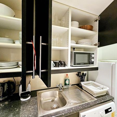 Modern Hyde Park Home With Private Entrance & Private Back Patio Near Bayswater & Paddington Stations Londres Exterior foto