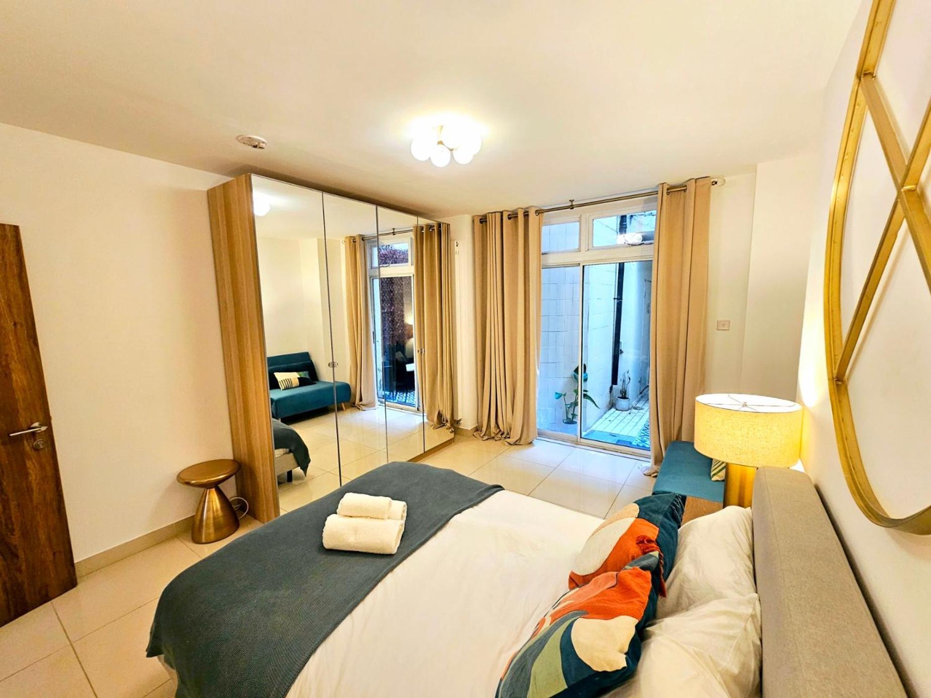 Modern Hyde Park Home With Private Entrance & Private Back Patio Near Bayswater & Paddington Stations Londres Exterior foto